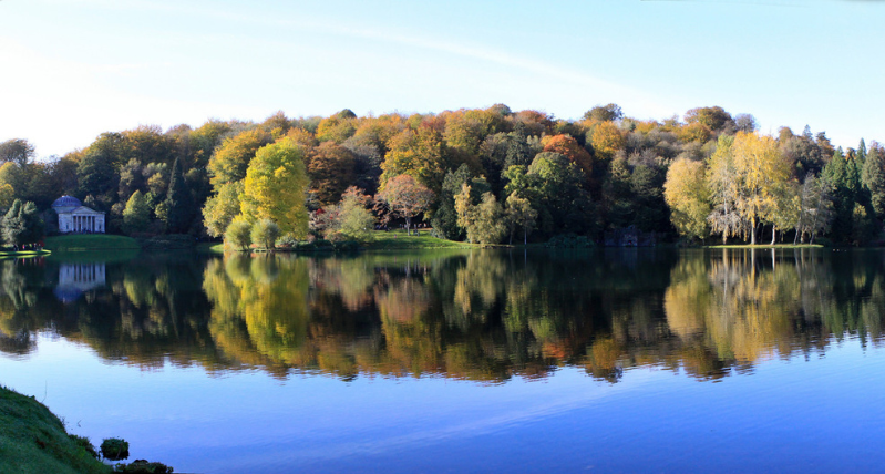 Stourhead Autumn Colour